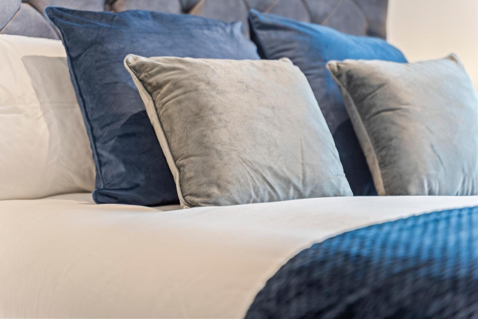 Appartamento Shanti - 2bed 2bath Centre - Wifi - Netflix- Parking- Modern- Perfect For Family, Contractors, Leisure, Business By Shanti Nights